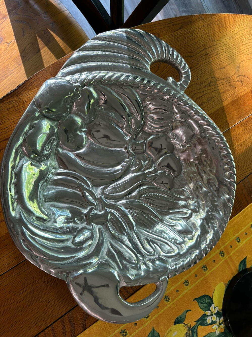 Gloria’s Large Aluminum Serving Bowl with Card NWOT - Picture 2 of 11